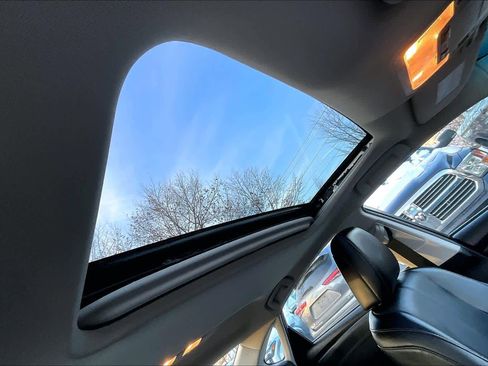 Used 2016 Toyota Avalon XLE Premium image 13