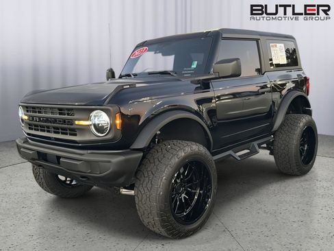 Used 2023 Ford Bronco 2-Door image 2