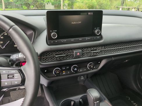 Certified 2024 Honda HR-V Sport image 13
