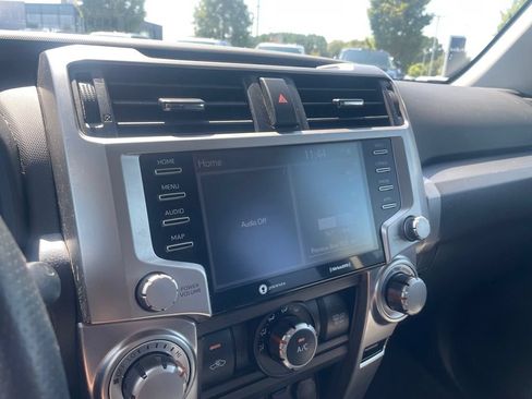 Used 2024 Toyota 4Runner SR5 AWD/4WD image 4