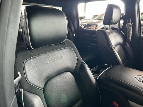 Used 2021 RAM 1500 Laramie AWD/4WD image 40