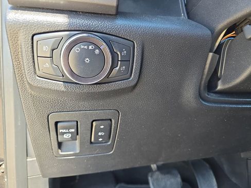 Used 2019 Ford F150 XLT w/ Equipment Group 302A Luxury AWD/4WD image 26