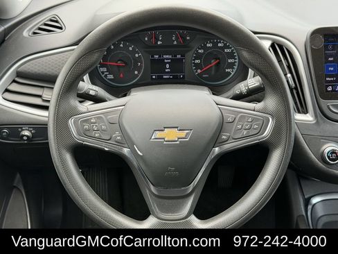 Used 2024 Chevrolet Malibu LT FWD image 12