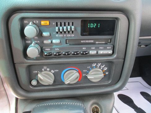 Used 1993 Pontiac Firebird Trans Am RWD image 13