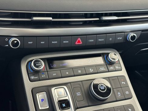 Used 2025 Hyundai Palisade SEL FWD image 26