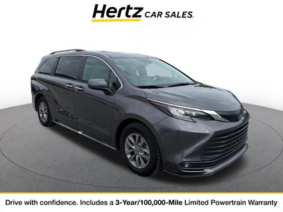 Used 2025 Toyota Sienna XLE