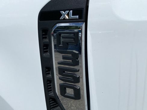 Used 2024 Ford F350 XL w/ 360-Degree Camera Package AWD/4WD image 40