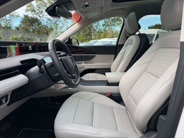 Used 2026 Lincoln Nautilus Reserve AWD/4WD image 15