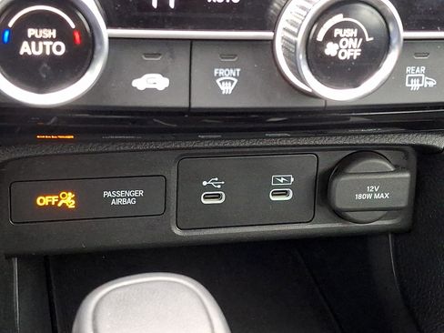 Used 2025 Honda Civic Sport image 23