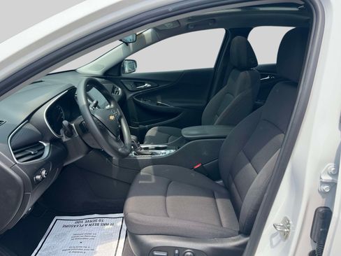 Used 2022 Chevrolet Malibu LT FWD image 10