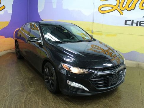 Used 2024 Chevrolet Malibu LT w/ Midnight Edition FWD image 2