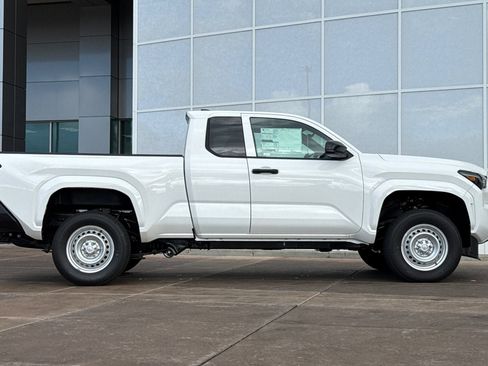 New 2026 Toyota Tacoma SR AWD/4WD image 3