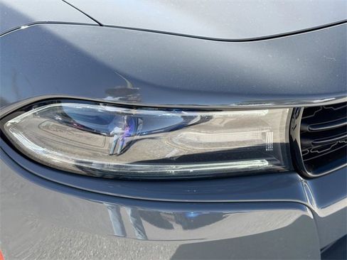 Used 2018 Dodge Charger SXT Plus image 11