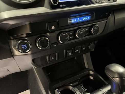 Used 2021 Toyota Tacoma TRD Sport image 22