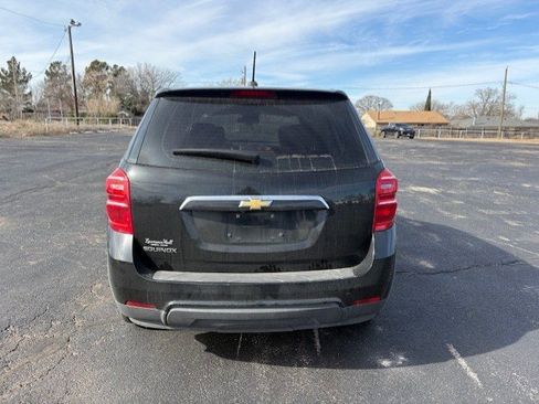 Used 2017 Chevrolet Equinox LS image 4