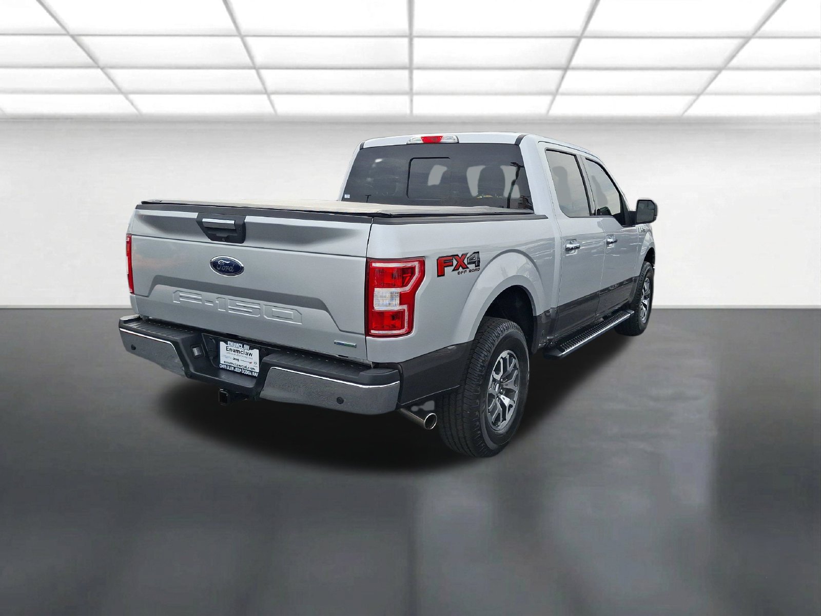 Used 2018 Ford F150 XLT w/ Equipment Group 302A Luxury AWD/4WD image 3