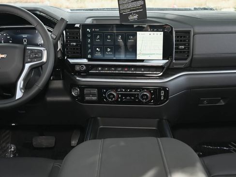 New 2026 Chevrolet Silverado 2500 LTZ w/ LTZ Convenience Package AWD/4WD image 33