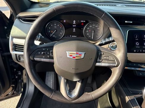 Used 2023 Cadillac XT4 Premium Luxury w/ Technology Package AWD/4WD image 13