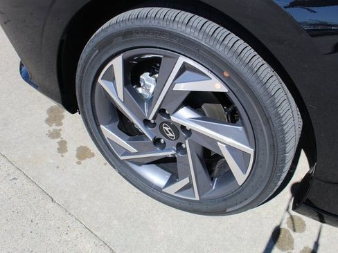 New 2026 Hyundai Elantra Limited w/ Cargo Package image 3