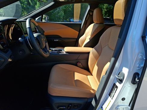 Used 2024 Lexus RX 350 Premium Plus w/ Convenience Package AWD/4WD image 13