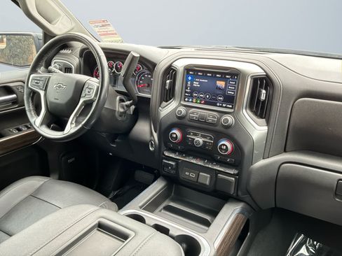 Used 2022 Chevrolet Silverado 1500 RST AWD/4WD image 14