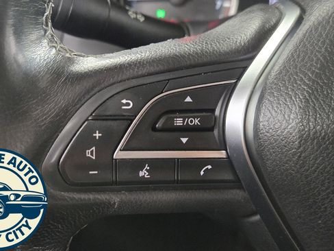 Used 2018 INFINITI Q50 Luxe w/ Essential Package (2.0T Luxe) image 13