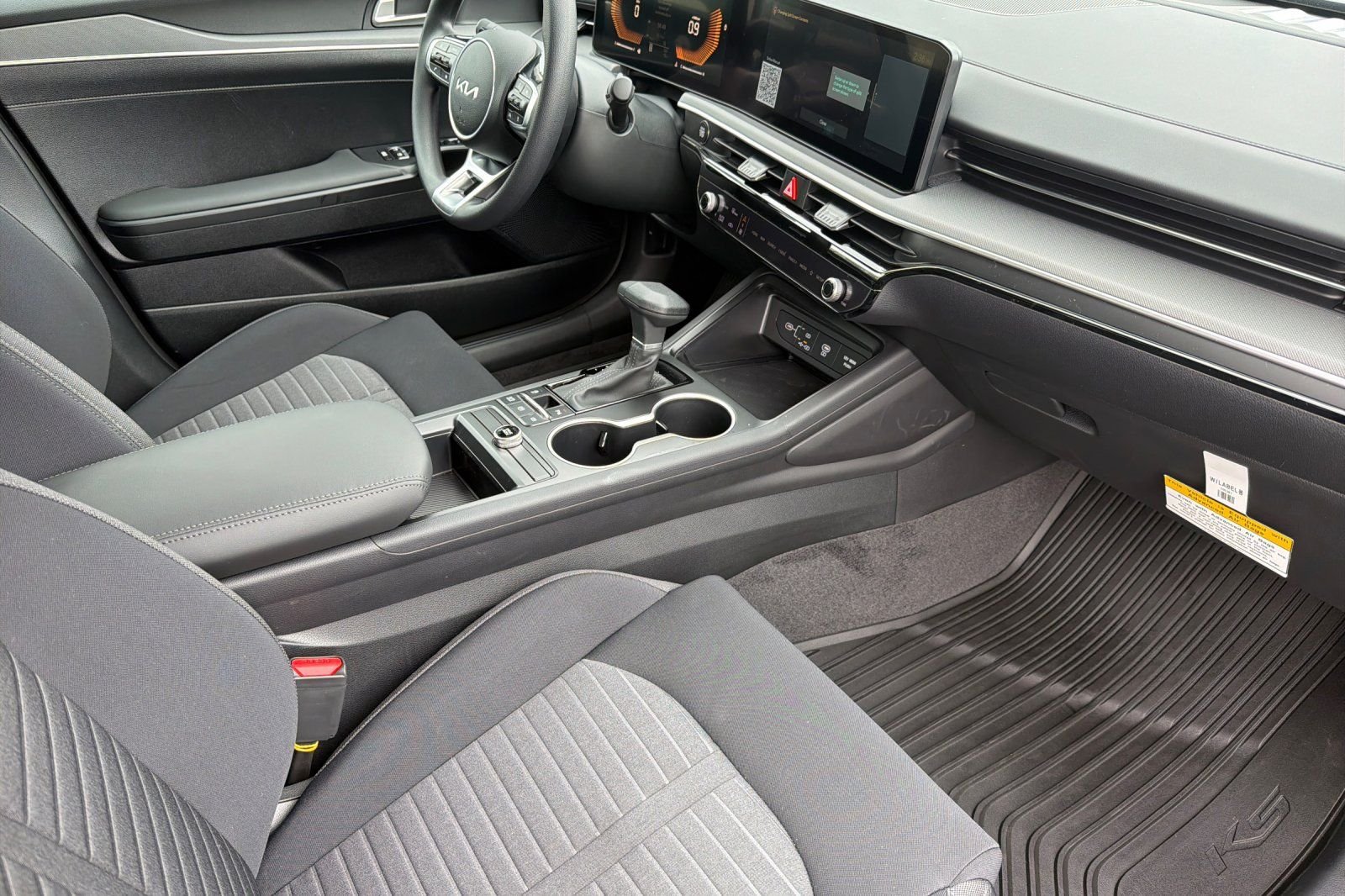 New 2026 Kia K5 LXS FWD image 11