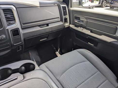 Certified 2022 RAM 1500 Classic SLT image 15