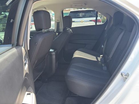Used 2017 Chevrolet Equinox LT w/ Convenience Package FWD image 14