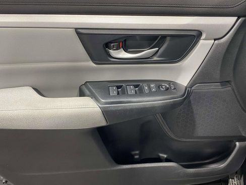 Used 2017 Honda CR-V LX image 18