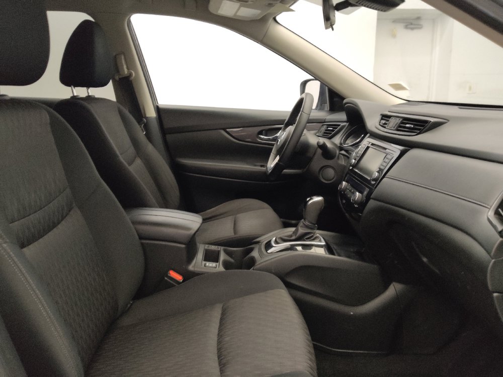 Used 2019 Nissan Rogue SV FWD image 21