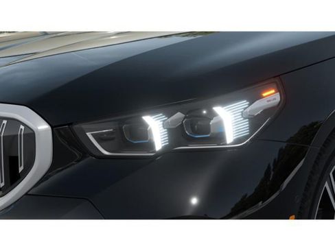 New 2026 BMW 530i w/ M Sport Package RWD image 40