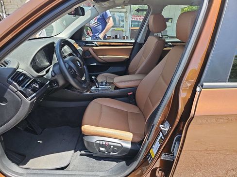 Used 2017 BMW X3 xDrive35i image 7