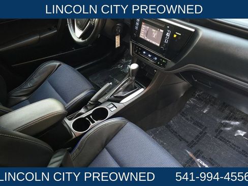 Used 2017 Toyota Corolla SE w/ Carpet Mat Package (TMS) image 14
