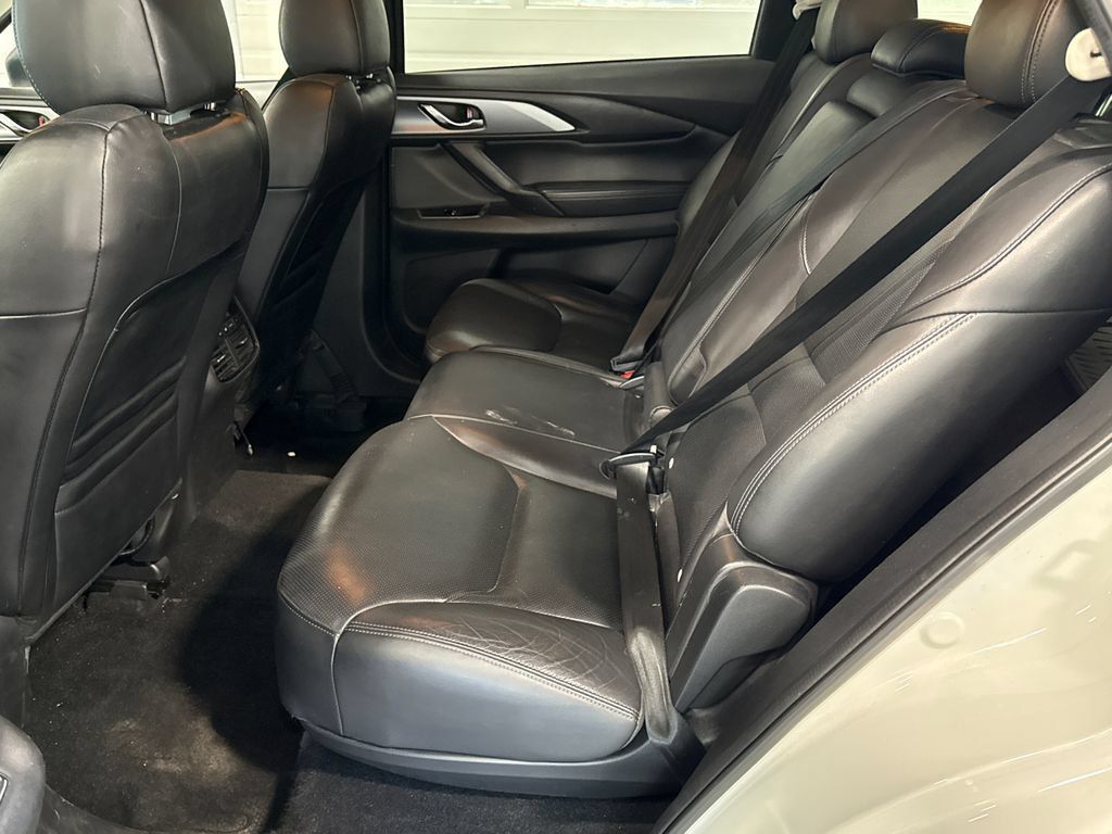 Used 2016 MAZDA CX-9 Touring AWD/4WD image 10