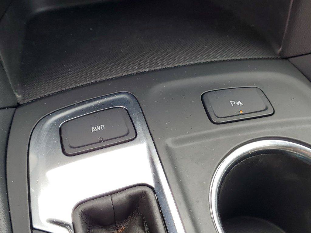 Used 2024 Chevrolet Equinox LT w/ LPO, Floor Liner Package AWD/4WD image 18