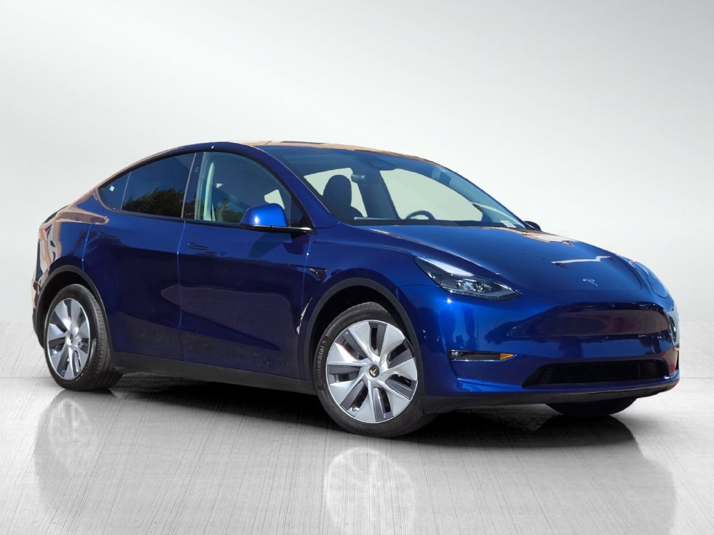 Used 2023 Tesla Model Y Long Range AWD/4WD image 2