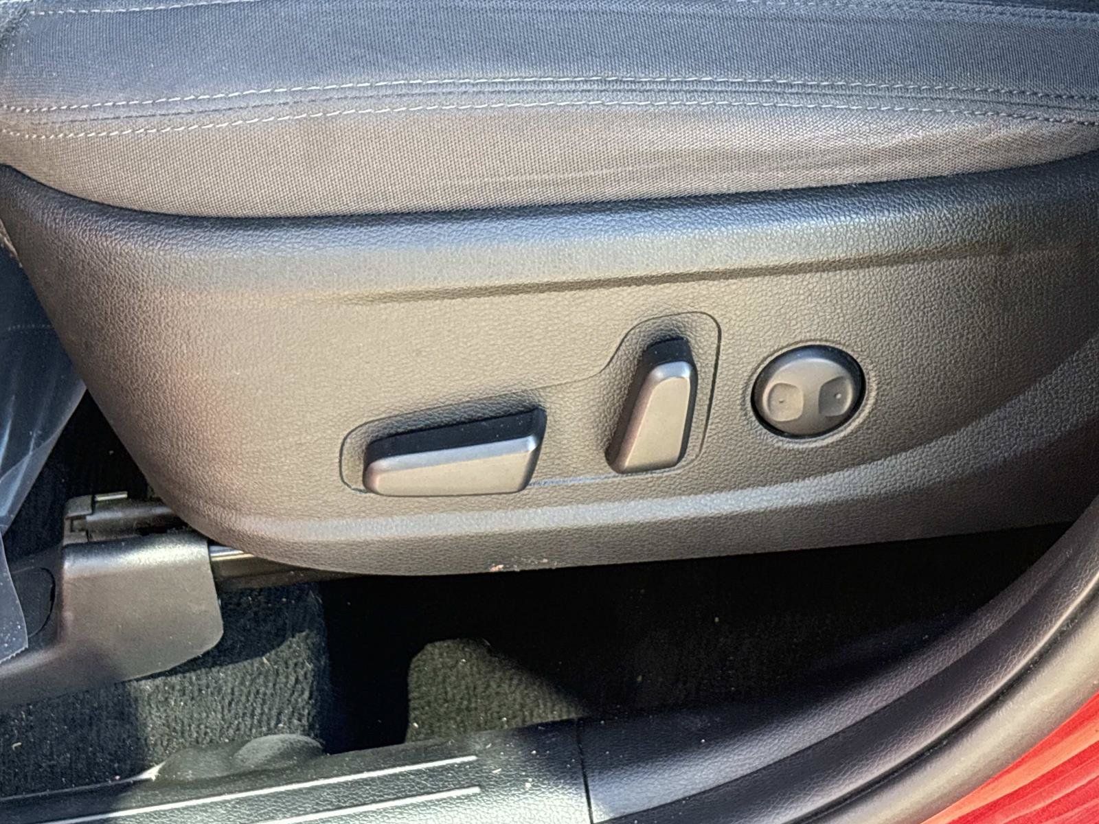 Used 2023 Hyundai Santa Fe SEL AWD/4WD image 18