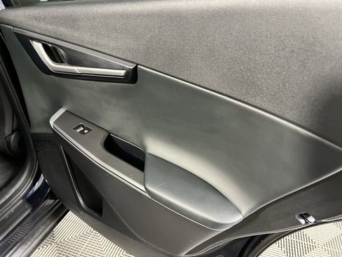 Used 2024 Kia EV6 Light image 33