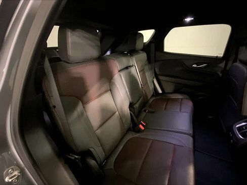 Used 2025 Chevrolet Blazer RS FWD image 23