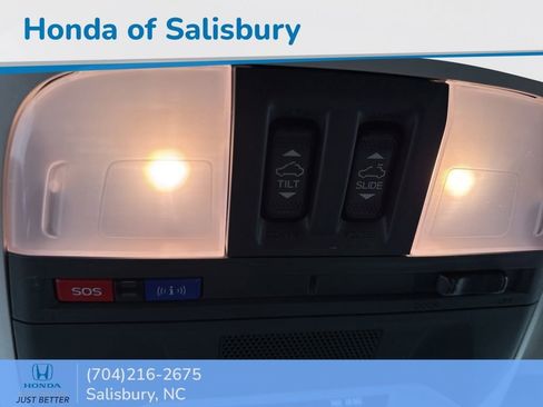 Used 2024 Subaru Crosstrek 2.0i Premium image 25