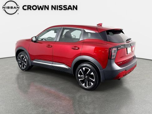 Certified 2025 Nissan Kicks SV AWD/4WD image 7