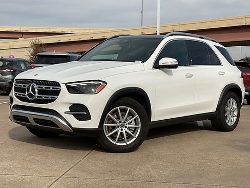 Used 2024 Mercedes-Benz GLE 350 4MATIC image 2