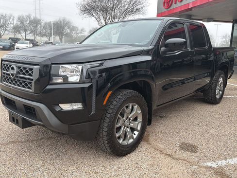 Used 2023 Nissan Frontier SV w/ SV Convenience Package image 7