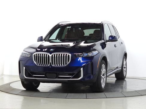 Used 2026 BMW X5 xDrive40i AWD/4WD image 3