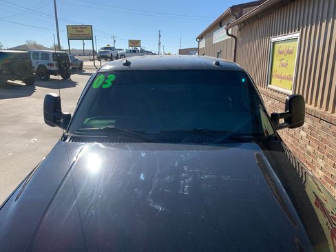 Used 2003 GMC Sierra 2500 SLT w/ SLT Preferred Equipment Group image 8