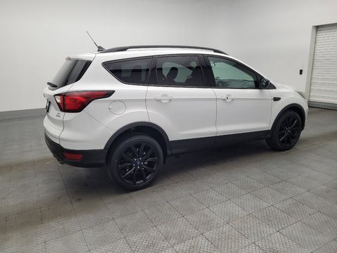 Used 2019 Ford Escape SE image 10