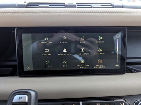 Used 2023 Land Rover Defender 110 X-Dynamic SE image 24