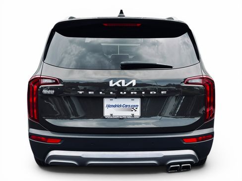 Used 2022 Kia Telluride S FWD image 9