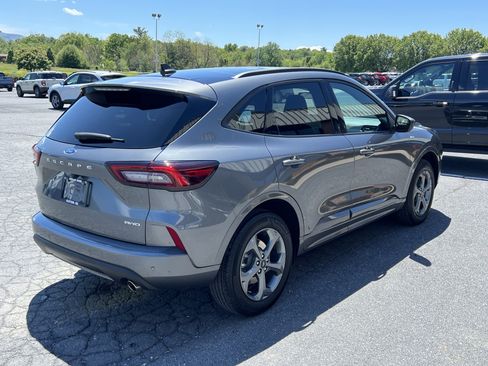 Used 2024 Ford Escape ST-Line w/ Tech Pack #1 AWD/4WD image 6